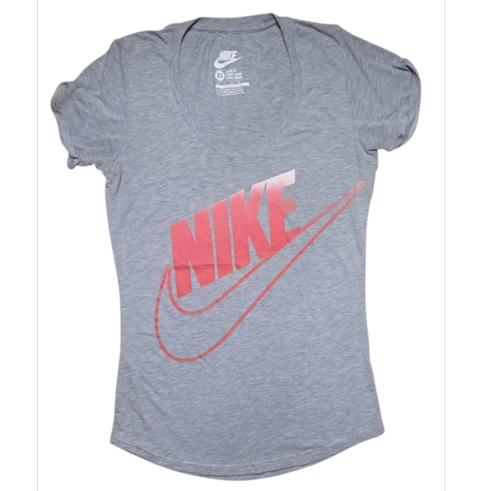 Nike Women's Gray And Red Short Sleeve Tee Shirt Size XS
